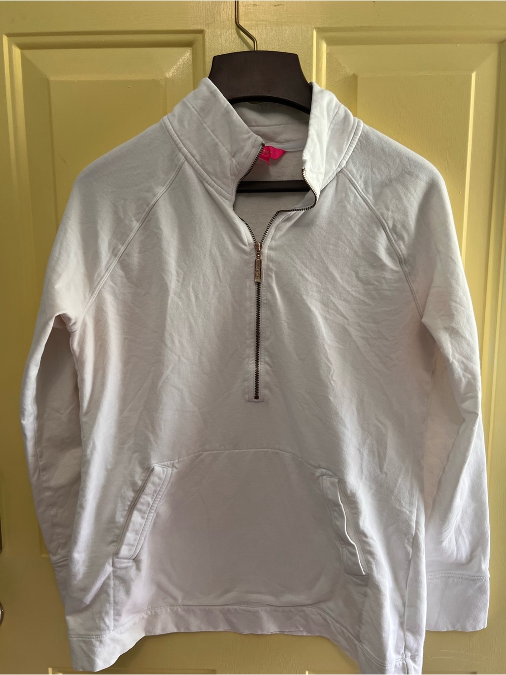 Lilly Pulitzer White 1/4 Zip Pullover Sweatshirt Women’s Medium Kangaroo Pocket